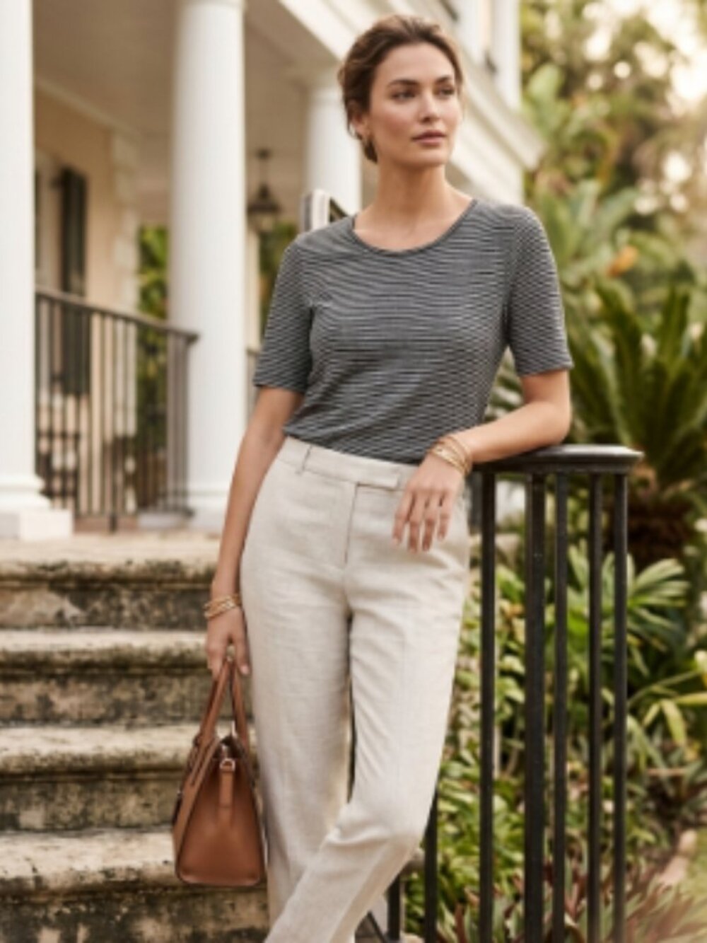 Banana Republic Striped Knit Crew Neck Tee M Medium High Low Hem